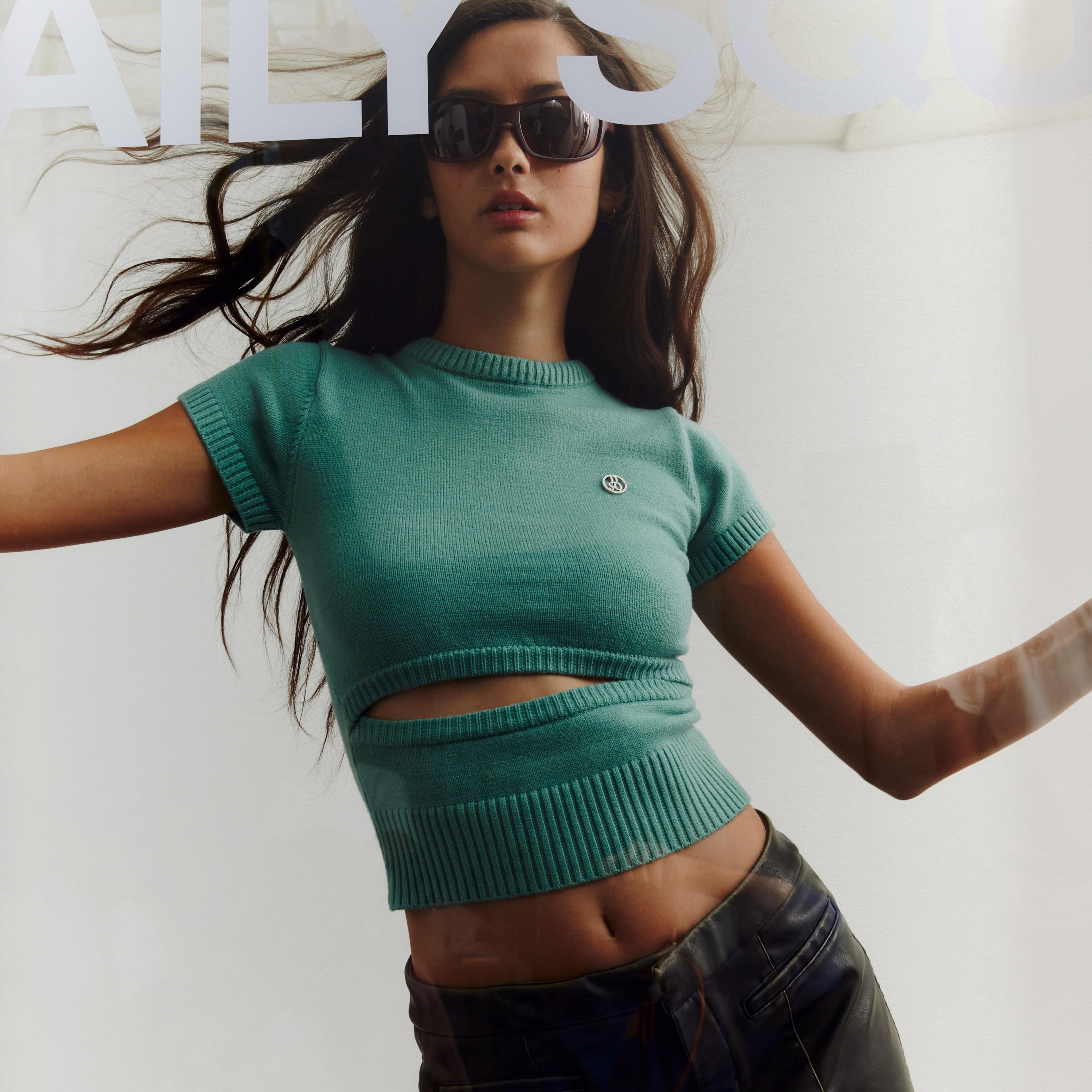 CHER TOP