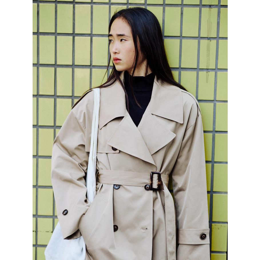 TAYLOR Trench coat