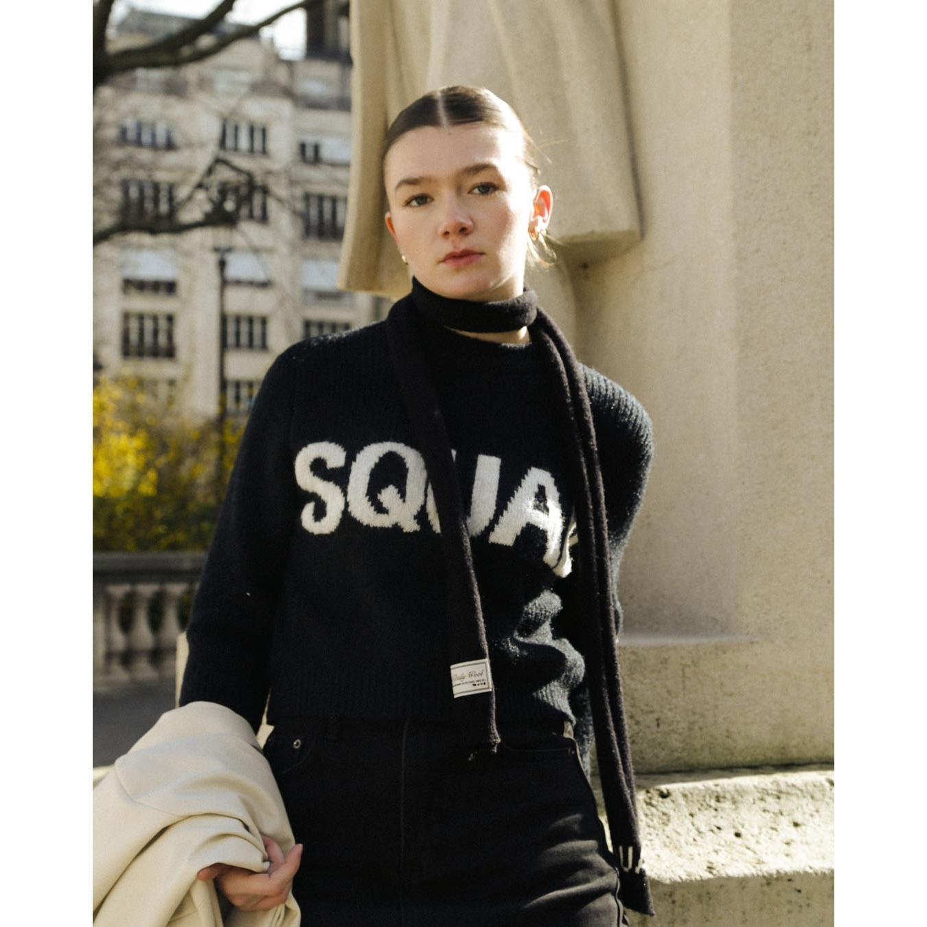 SQUAD SWEATER